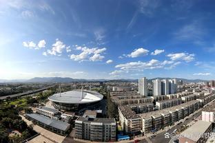 周鹏祝福易建联：希望你在人生新的阶段顺利&开心&继续散发光芒